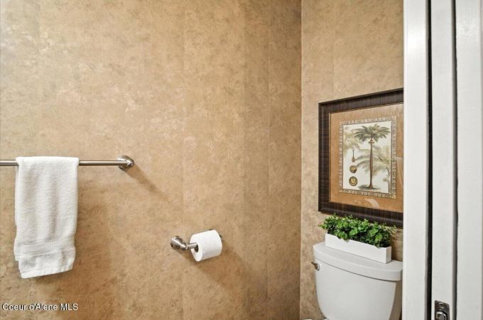 Property thumbnail 44