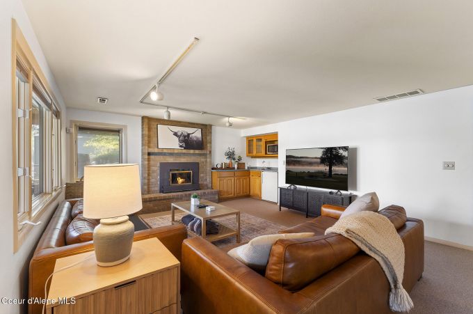 Property thumbnail 32