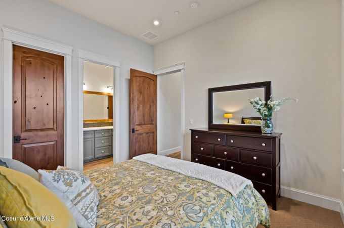 Property thumbnail 36
