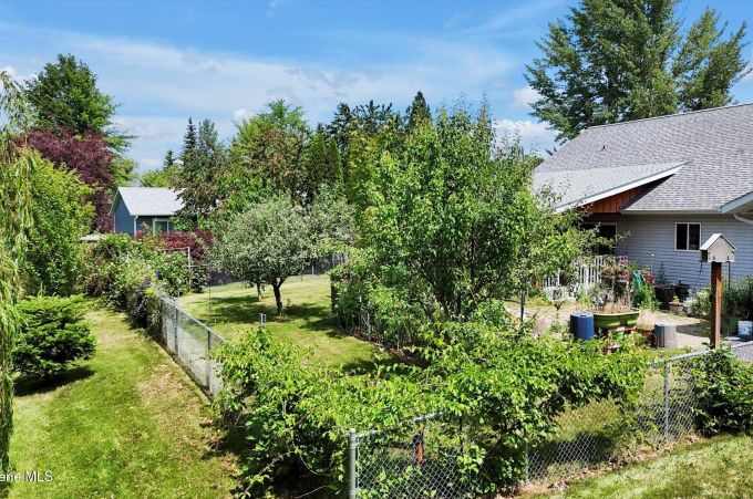 Property thumbnail 37