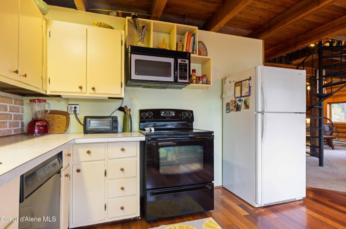 Property thumbnail 8