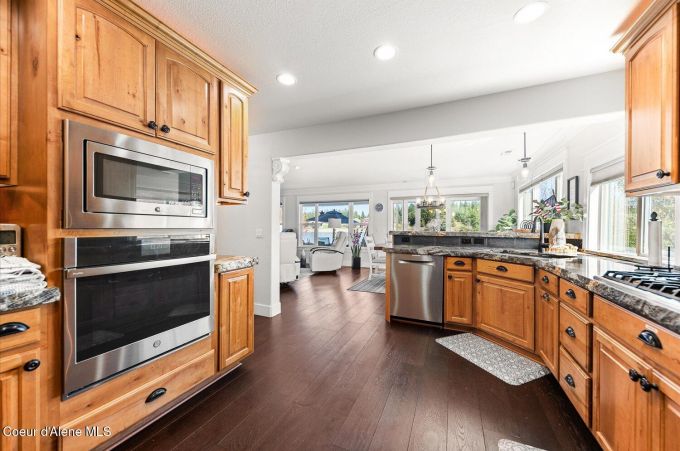 Property thumbnail 10