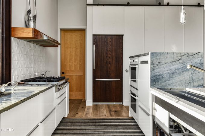 Property thumbnail 22