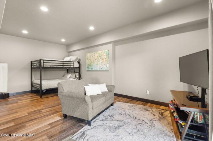 Property thumbnail 32