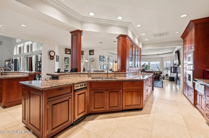 Property thumbnail 18