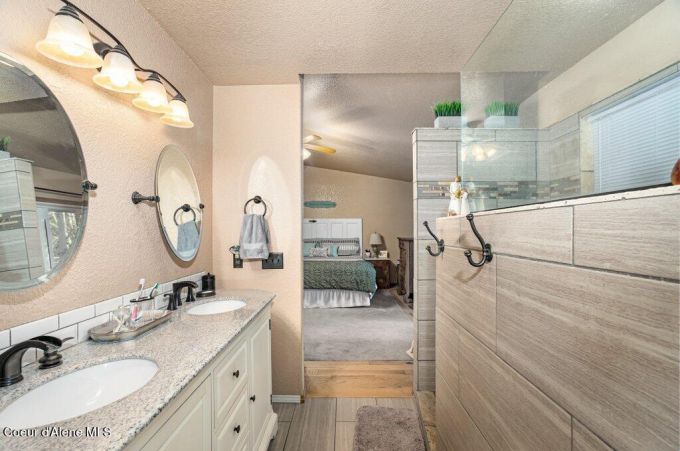 Property thumbnail 24