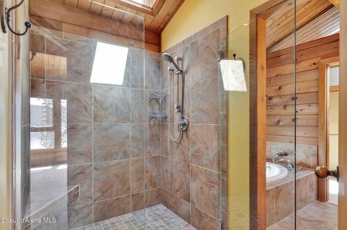 Property thumbnail 43