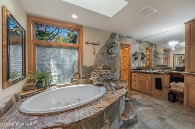 Property thumbnail 34