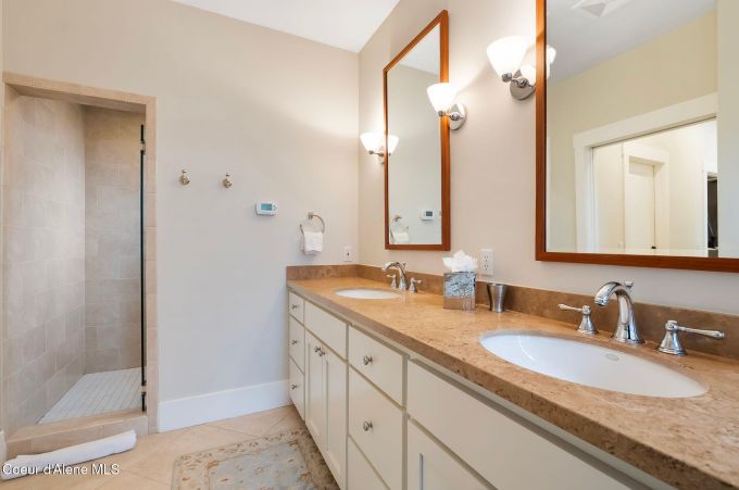 Property thumbnail 19