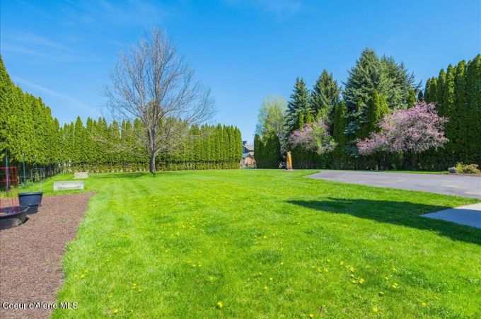Property thumbnail 10