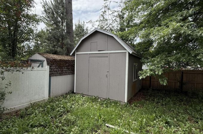 Property thumbnail 35