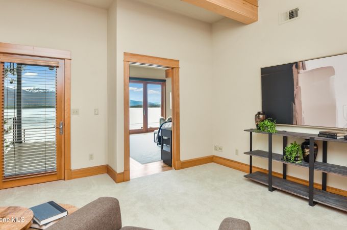 Property thumbnail 25