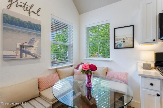 Property thumbnail 11
