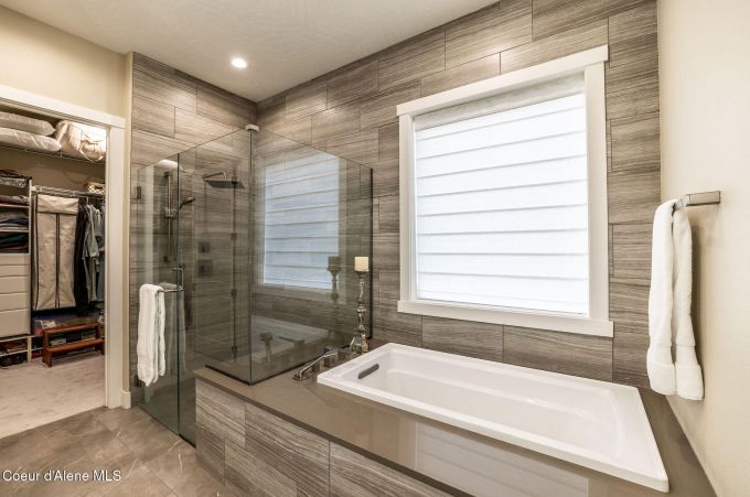 Property thumbnail 24