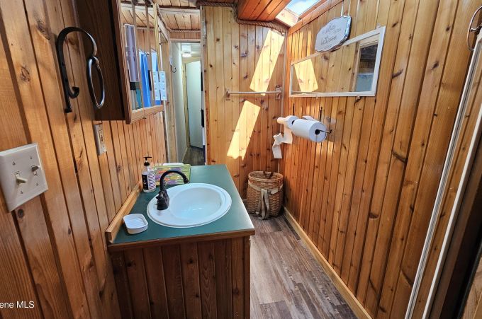 Property thumbnail 12
