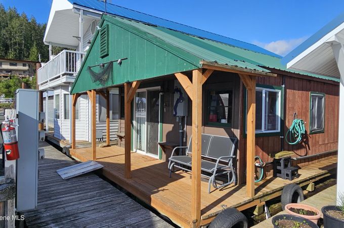 Property thumbnail 2