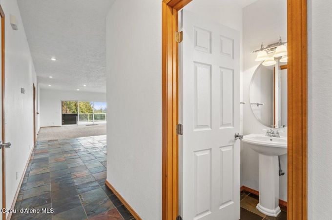 Property thumbnail 19