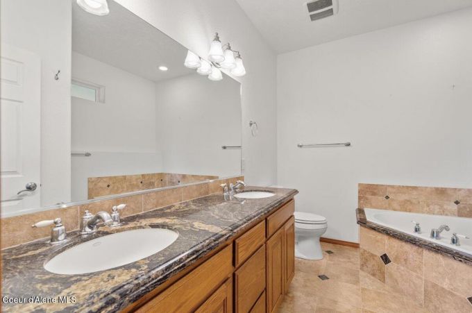 Property thumbnail 35