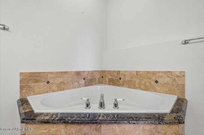 Property thumbnail 37