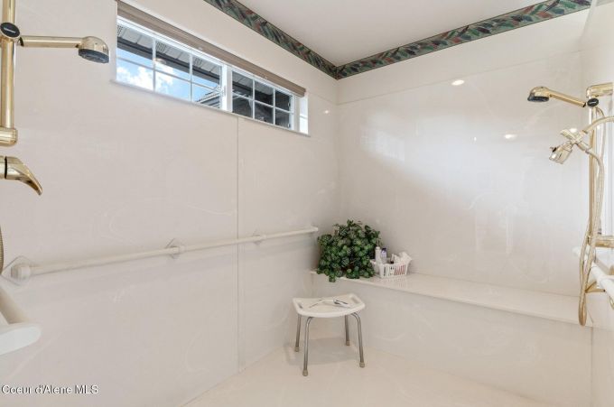 Property thumbnail 25