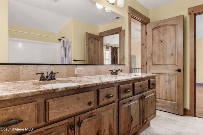 Property thumbnail 43