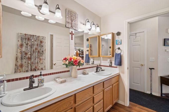 Property thumbnail 28