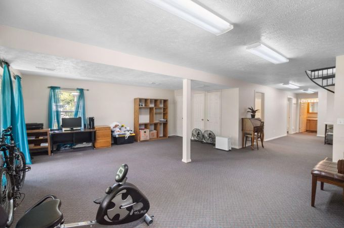 Property thumbnail 34