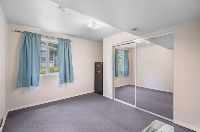 Property thumbnail 37