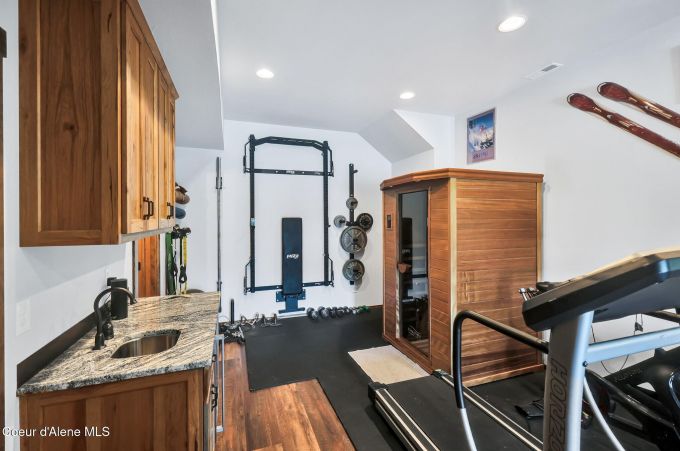 Property thumbnail 35