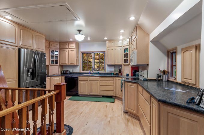 Property thumbnail 25