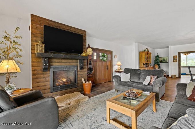 Property thumbnail 12