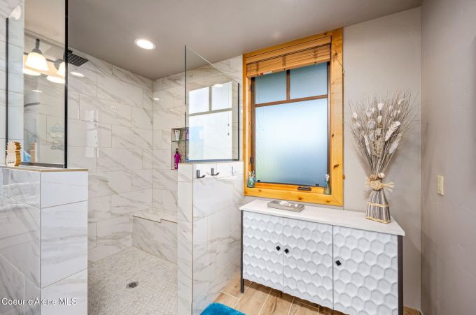 Property thumbnail 24