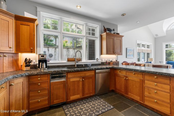 Property thumbnail 18