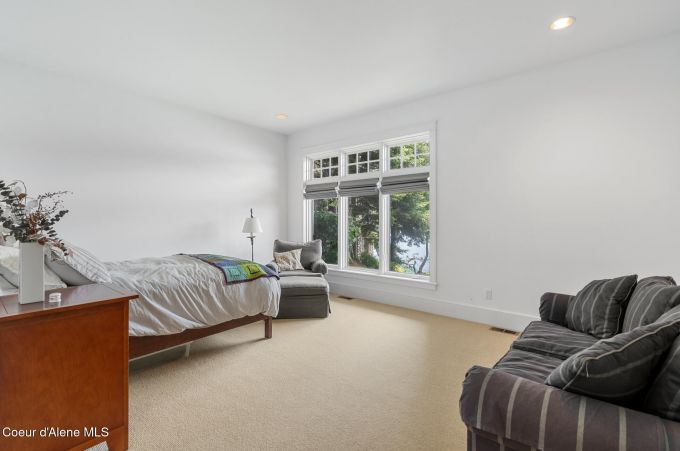 Property thumbnail 34