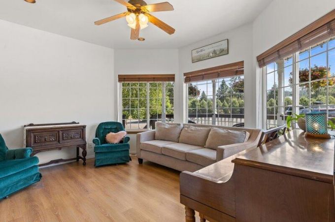 Property thumbnail 16