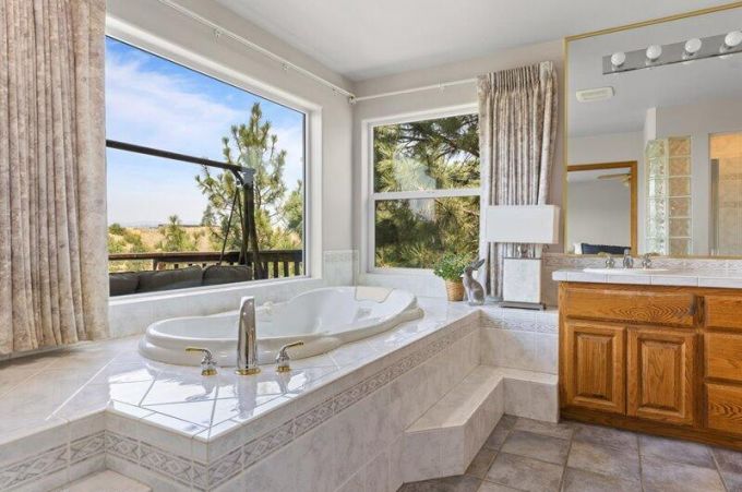 Property thumbnail 25