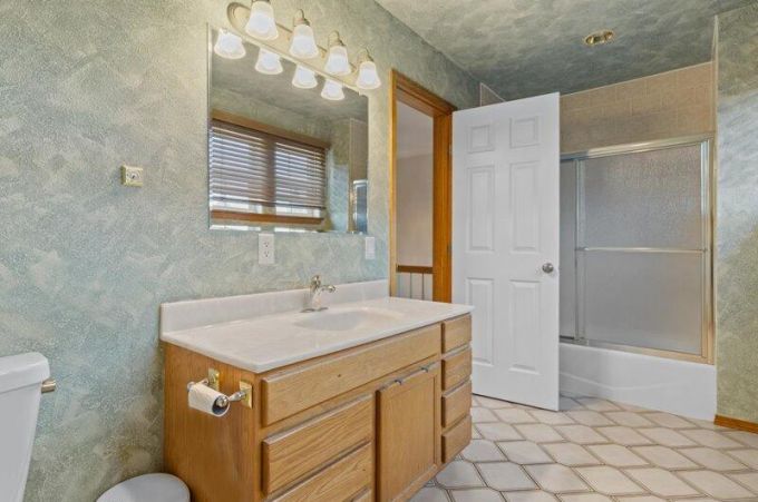 Property thumbnail 32