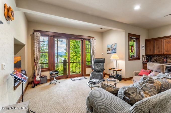 Property thumbnail 37