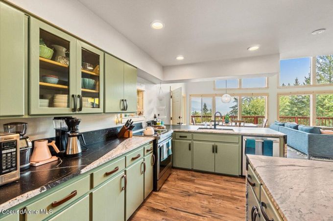 Property thumbnail 18