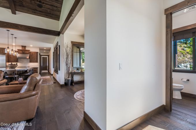 Property thumbnail 25