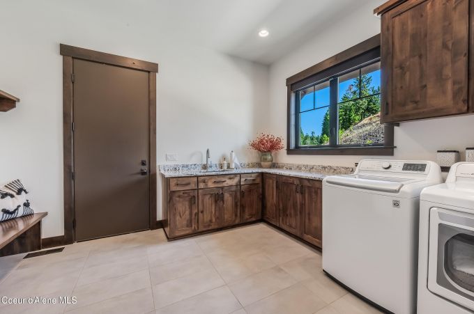 Property thumbnail 35