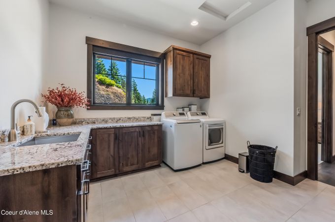 Property thumbnail 36