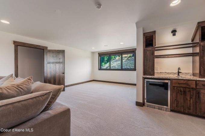 Property thumbnail 45