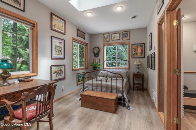 Property thumbnail 11