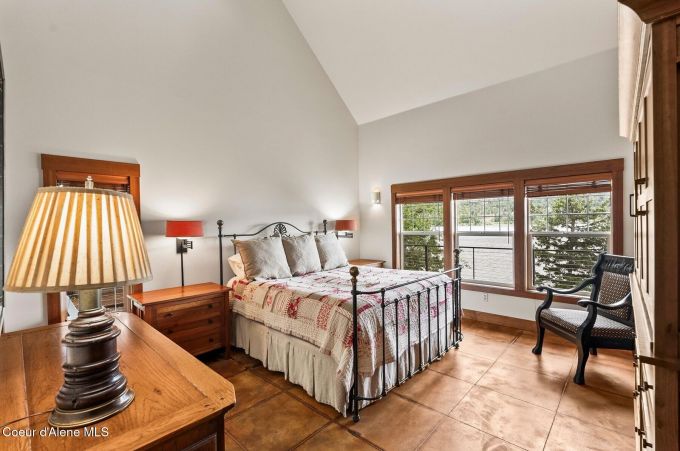 Property thumbnail 35
