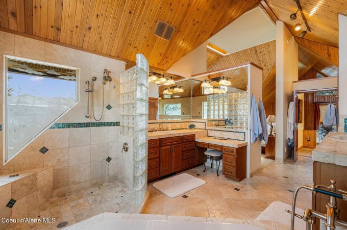 Property thumbnail 42