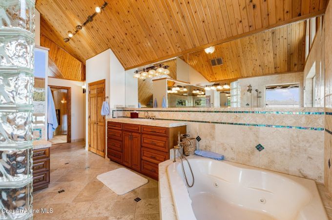 Property thumbnail 43