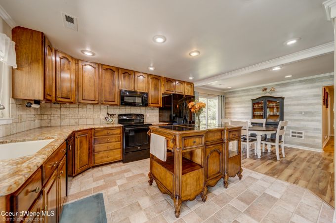 Property thumbnail 12