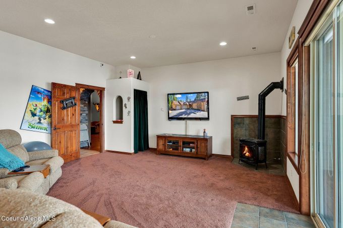 Property thumbnail 46