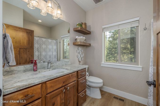 Property thumbnail 25